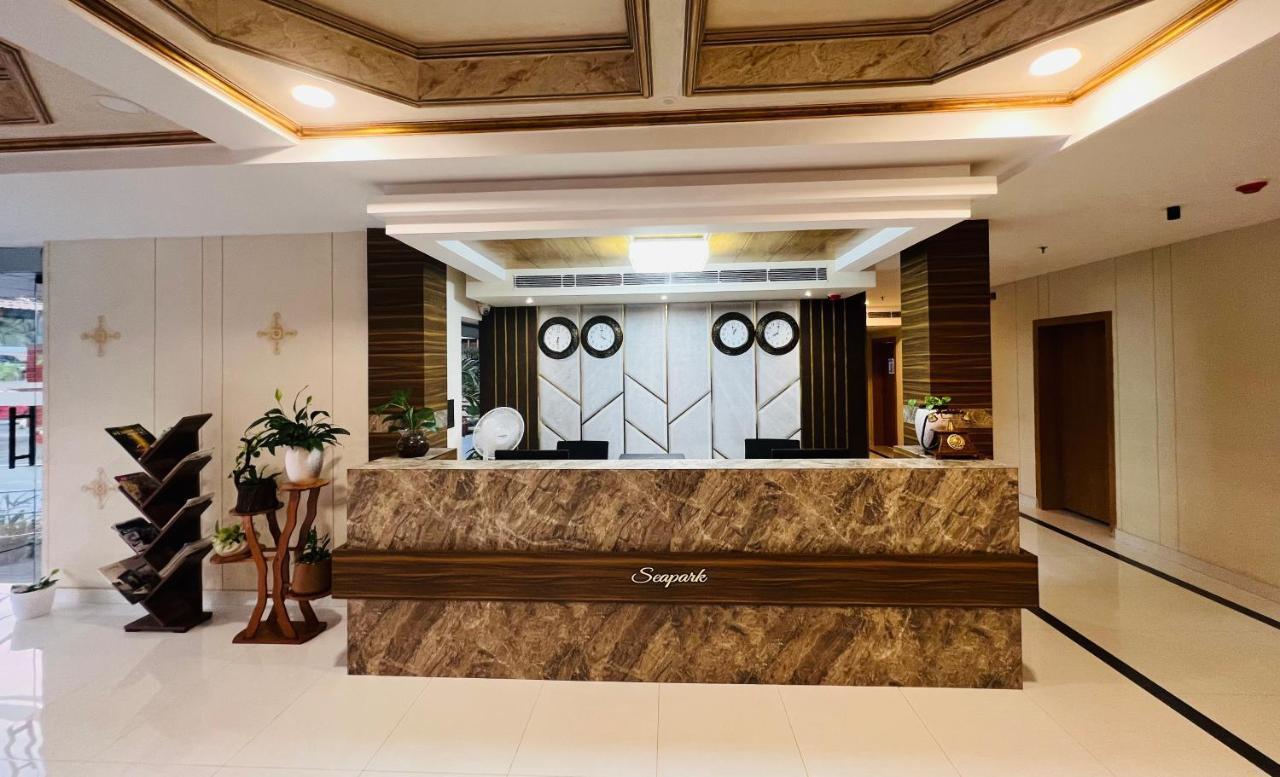 Hotel Seapark Коллам Экстерьер фото