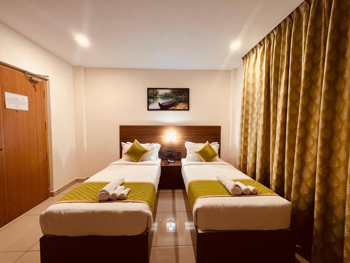 Hotel Seapark Коллам Экстерьер фото